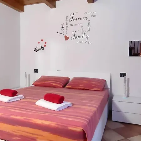 La Casa Di Trilly דירה *