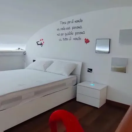 La Casa Di Trilly Apartment *